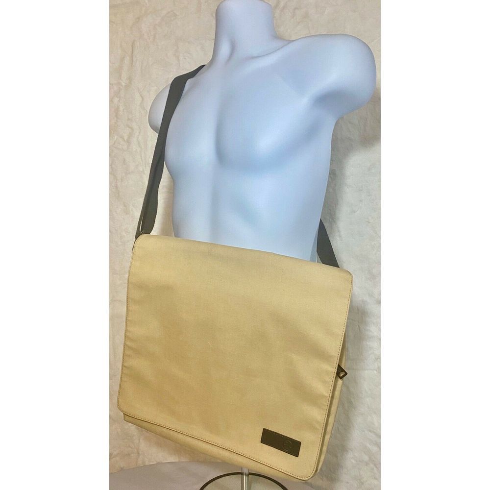 Penguin by Munsingwear Canvas Laptop Shoulder Bag